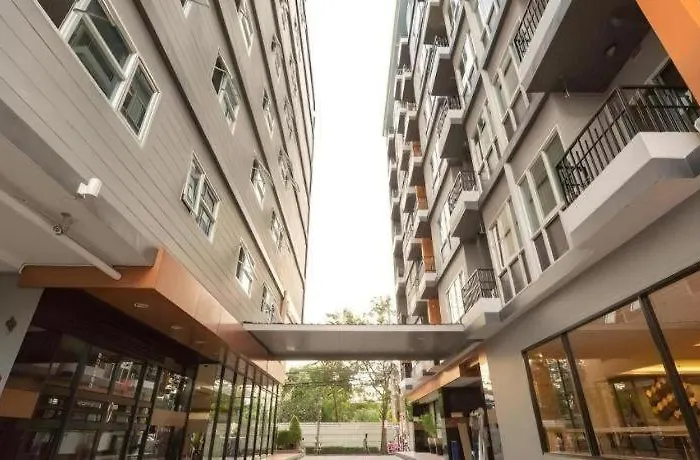 Baron Hotel